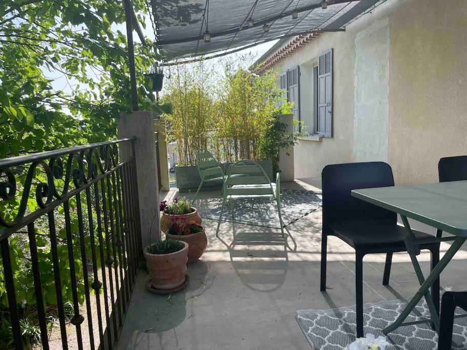 Ar De Vie Villa Chaleureuse En Provence Ventabren Eksteriør bilde