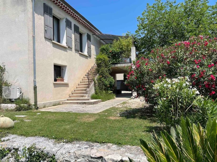 Ar De Vie Villa Chaleureuse En Provence Ventabren Eksteriør bilde